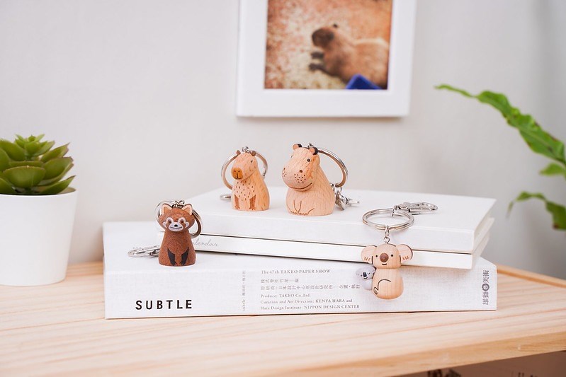 Wooderful Life: Wooden Keychain Red Panda