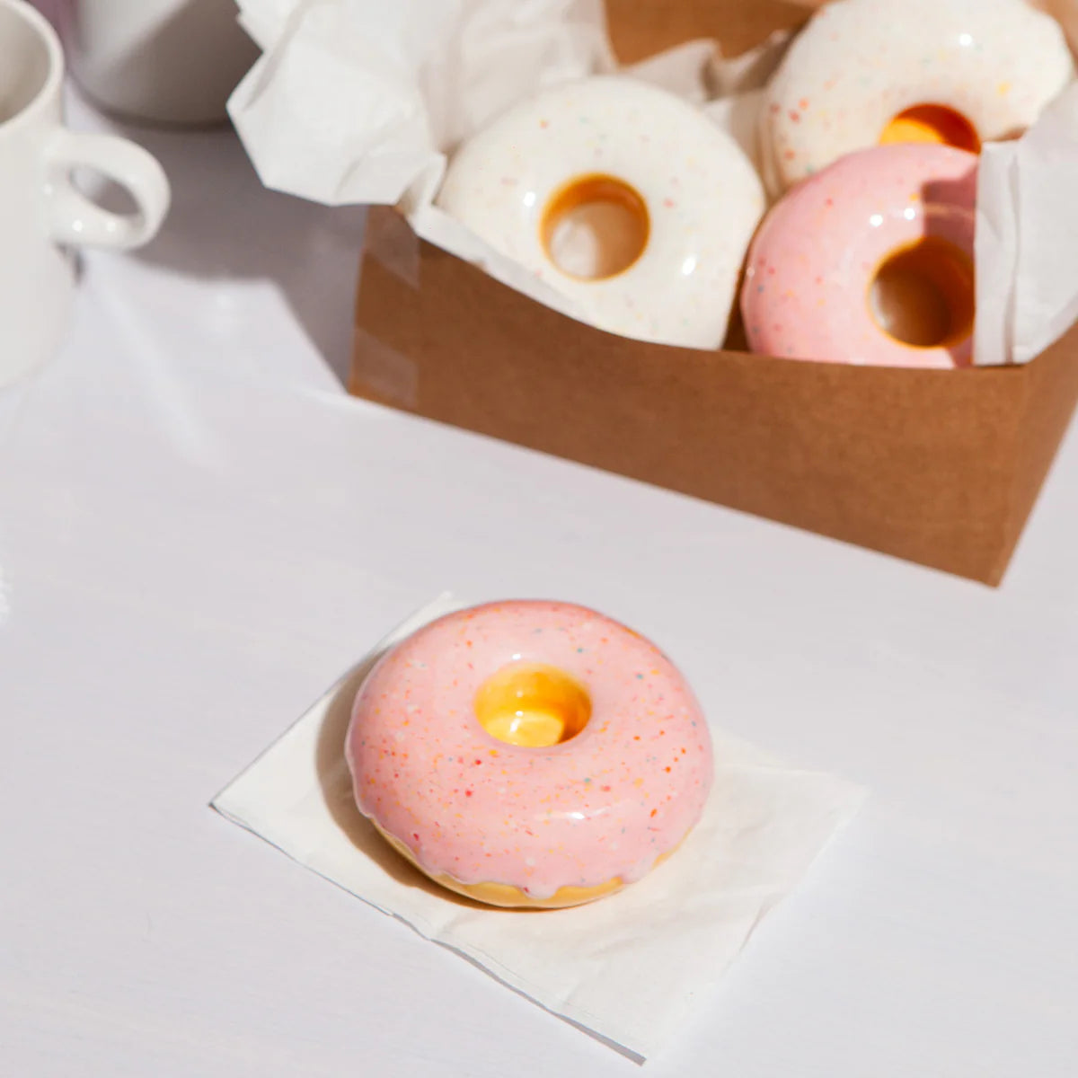 Doiy: Fast Food Candle Holder Donut Pink
