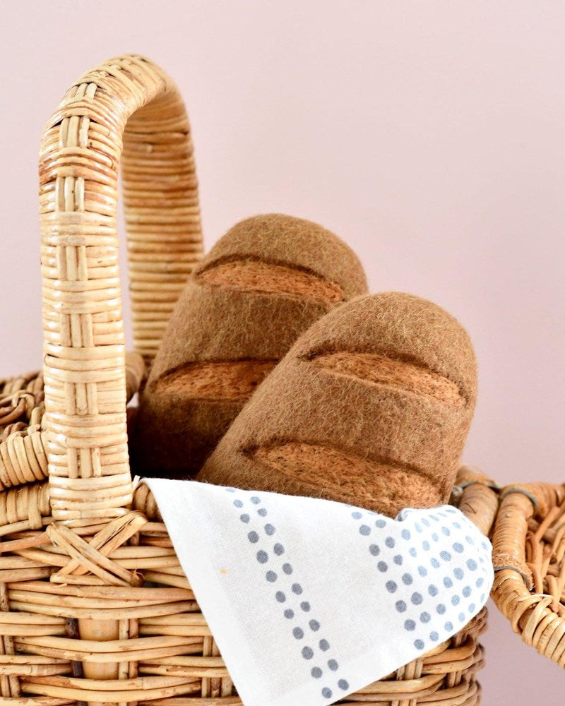 Tara Treasures: Felt Rye Bread