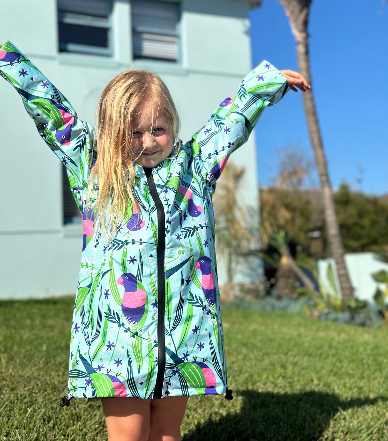 Raincoat Lorikeets in the Melaleucas Kids