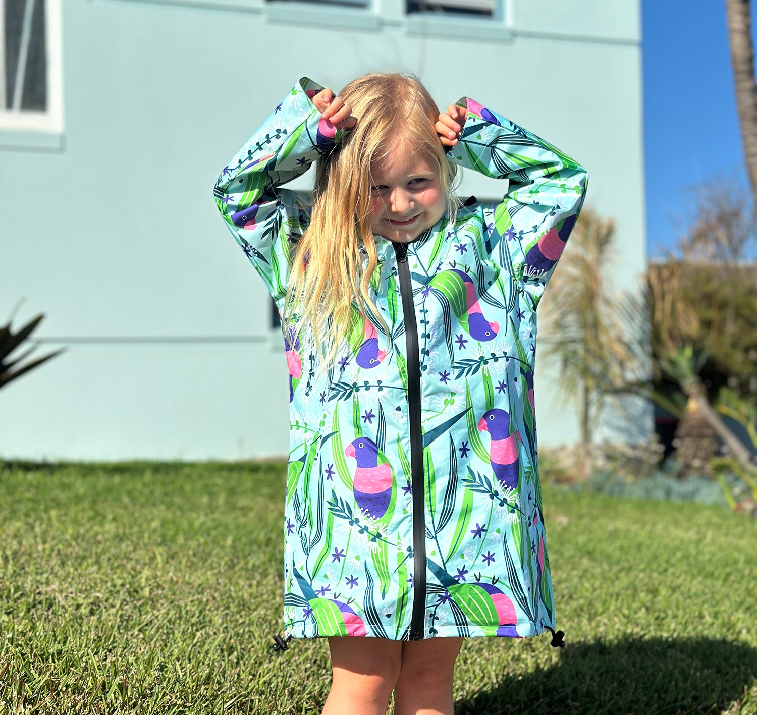 Raincoat Lorikeets in the Melaleucas Kids