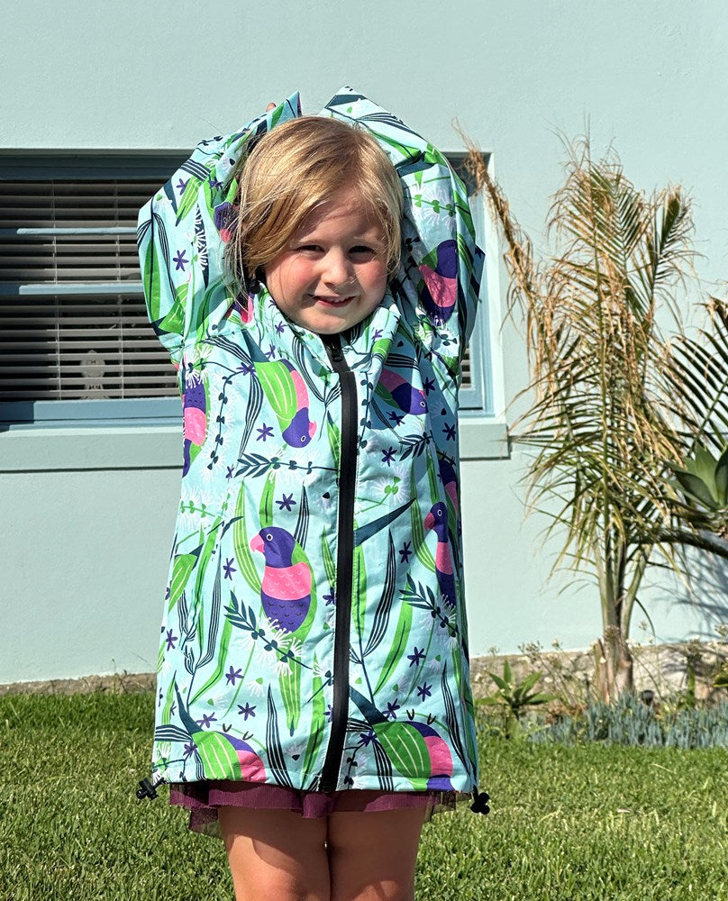 Raincoat Lorikeets in the Melaleucas Kids
