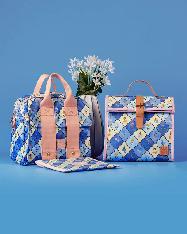 The Somewhere Co: Amalfi Lunch Satchel