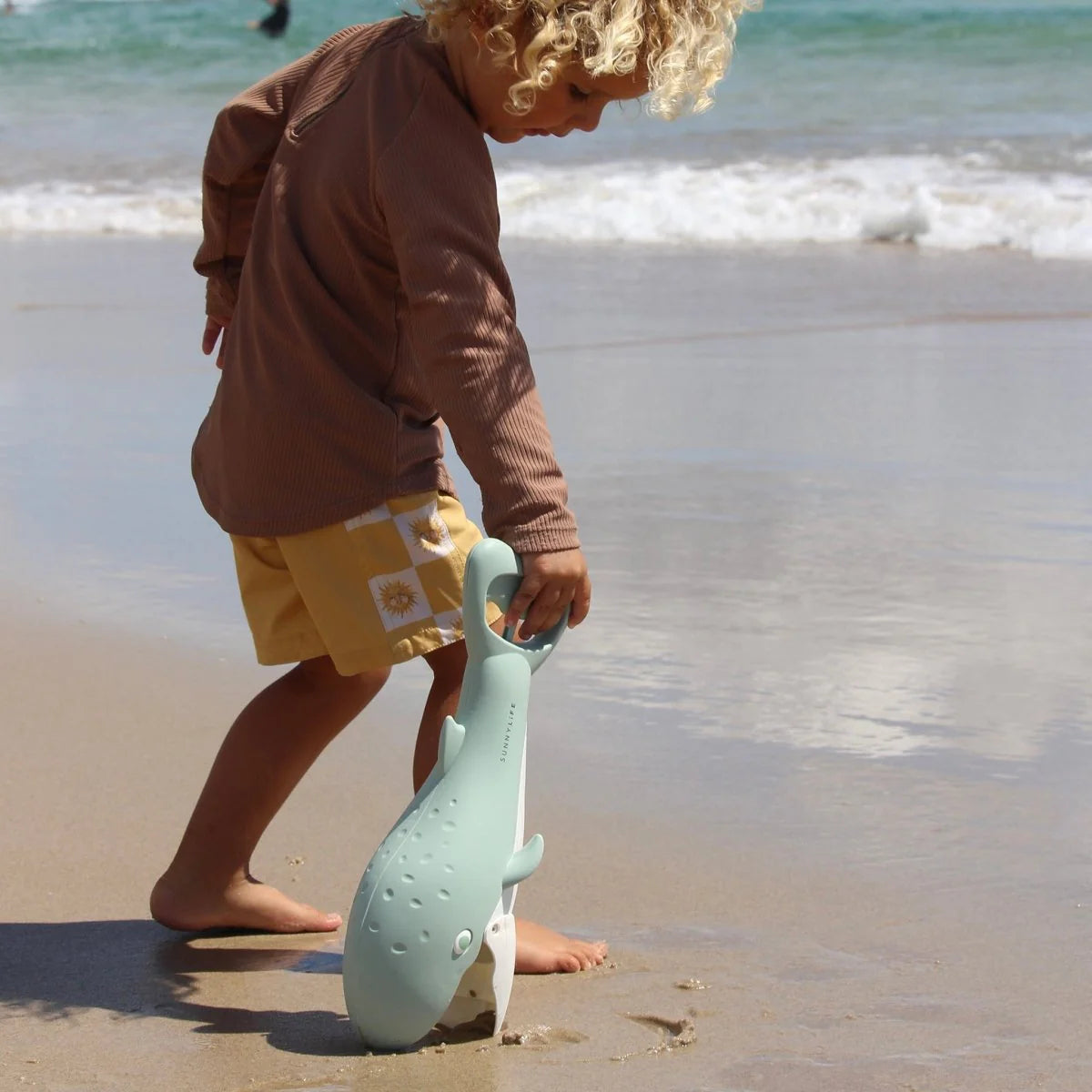 Sunnylife: Sand Claws Whale