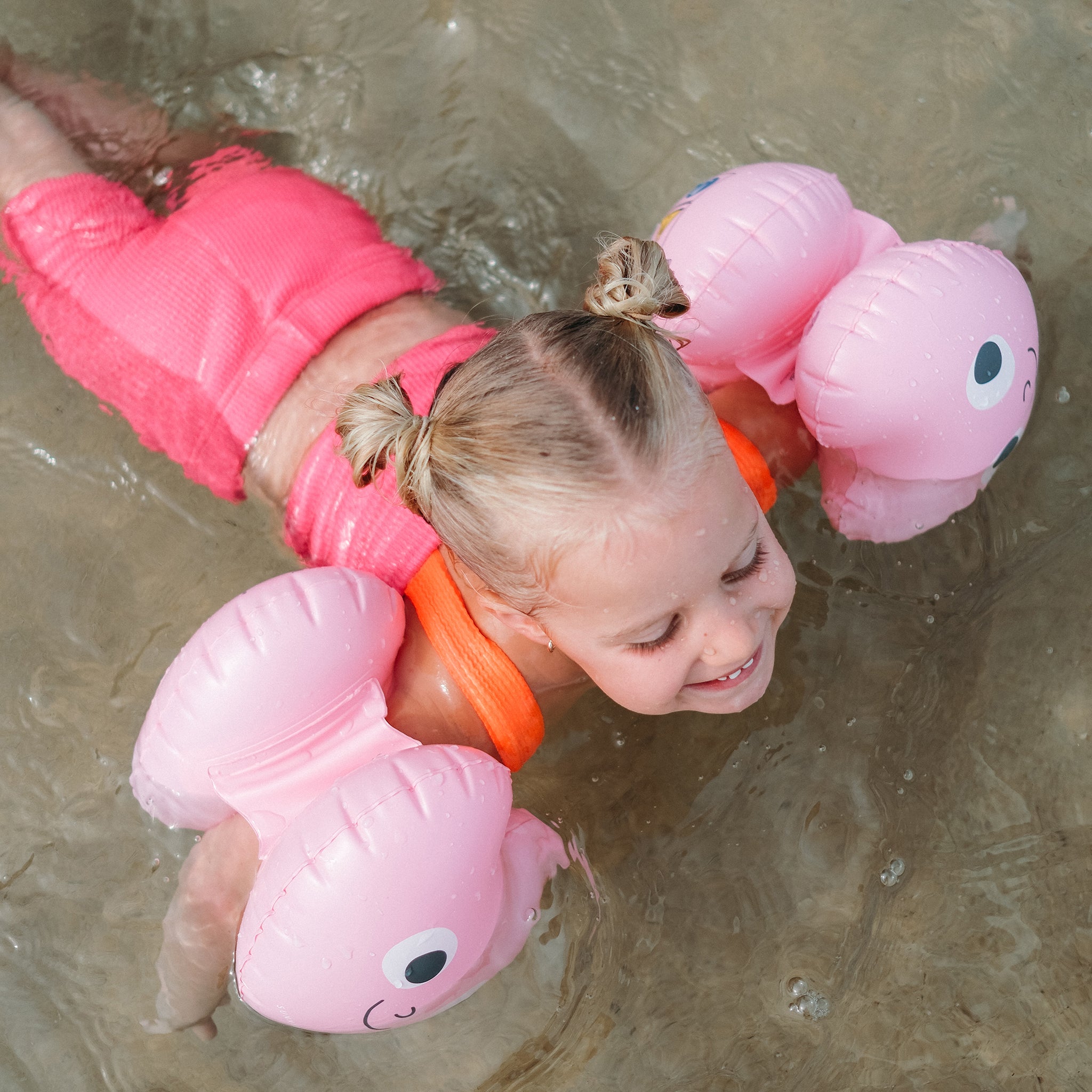 Sunnylife Inflatable Arm Bands - Poppy the Peach Pink