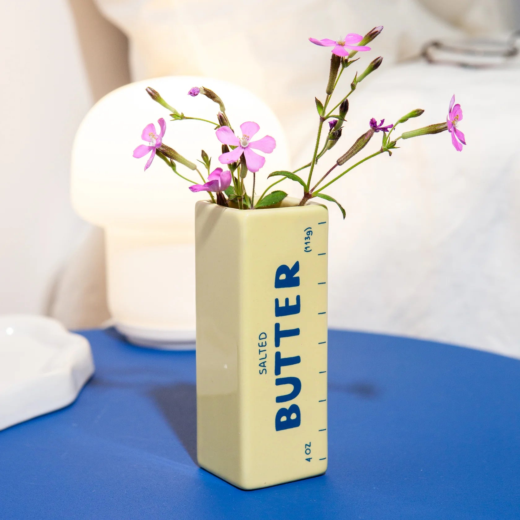 Doiy: Butter Vase