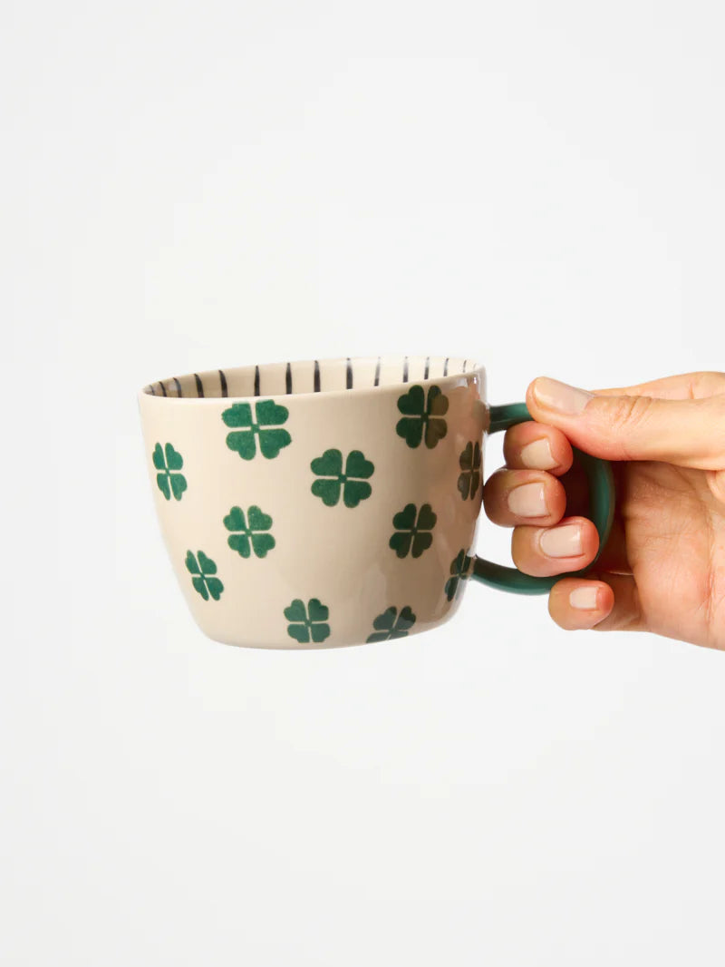 Jones & Co: Chino Mug Lucky Me
