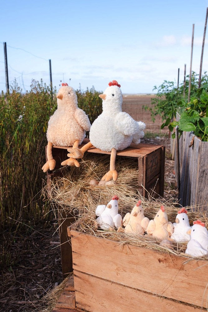 Nana Huchy: Henrietta the Hen Rattle - Cream