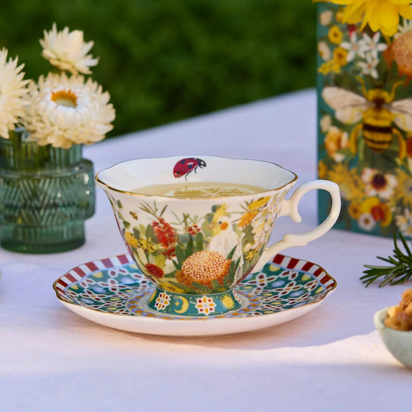 La La Land: Tea Cup & Saucer Good Evening Vol.2