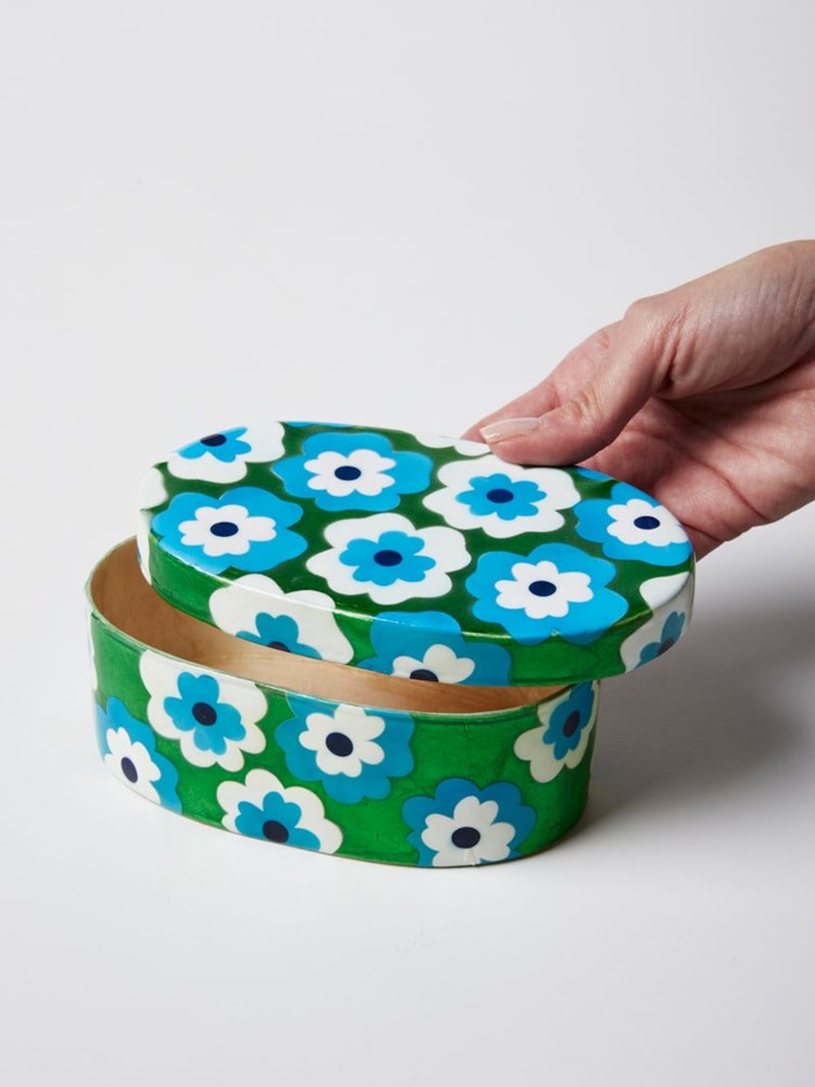 Jones & Co: Poppy Green Box