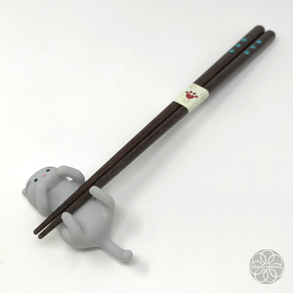 Concept Japan: Chopsticks with Cat Holder Mackerel Tabby Cat