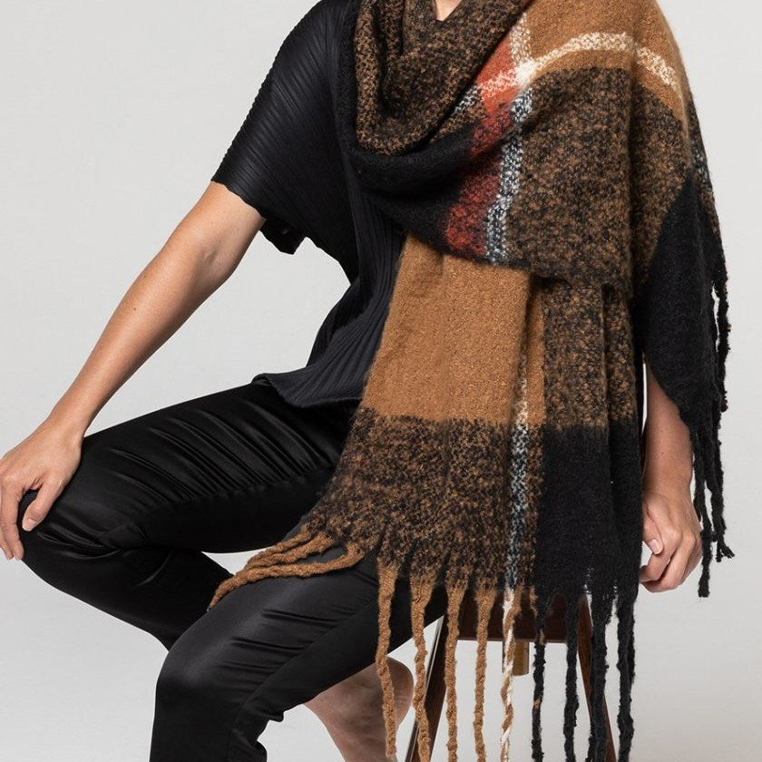 Indus Design: Scarf Peak Caramel Midnight