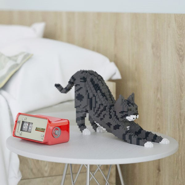 Jekca: Grey Cat Stretch